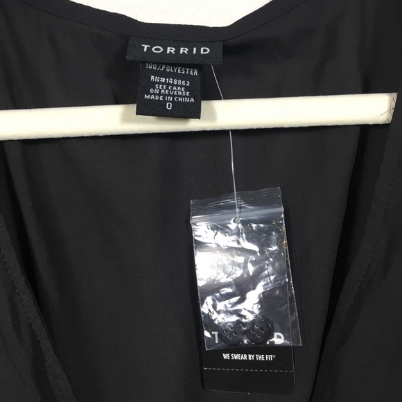 Torrid Black Wrap Front Blouse Size 0 - Picture 2 of 8